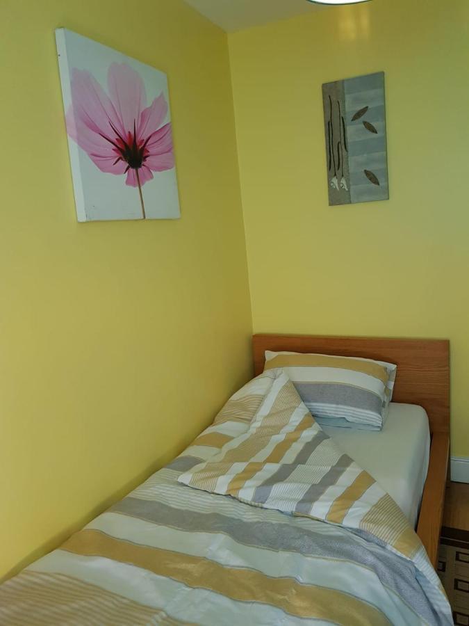 New Cross House Daire Wolverhampton Dış mekan fotoğraf