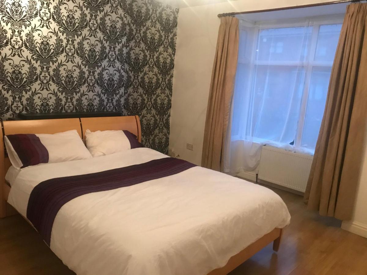 New Cross House Daire Wolverhampton Dış mekan fotoğraf