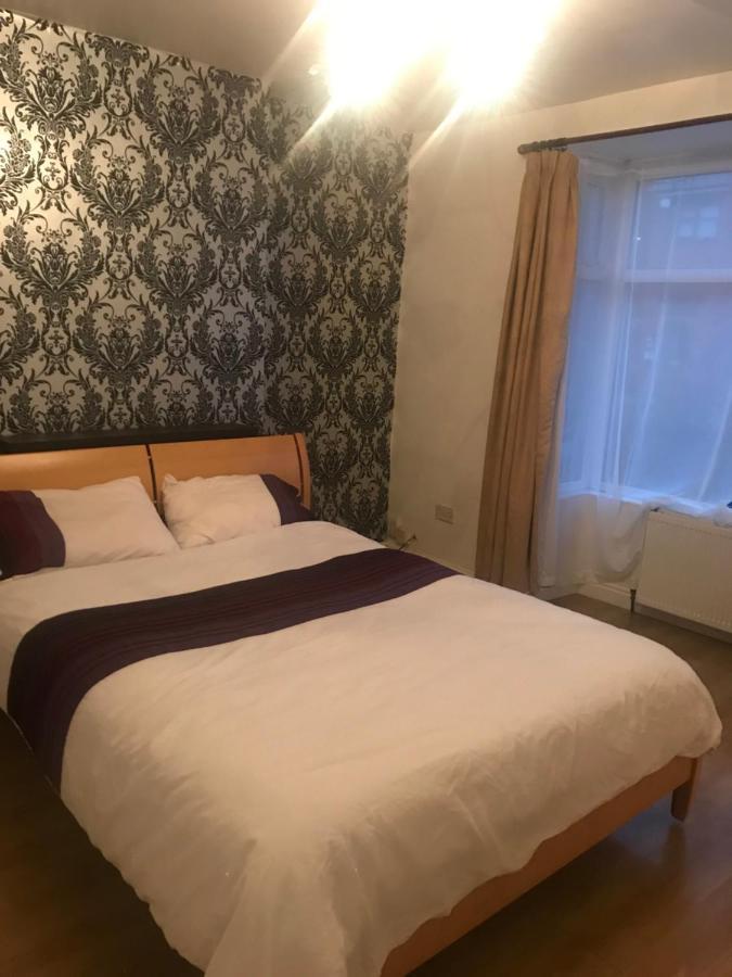 New Cross House Daire Wolverhampton Dış mekan fotoğraf